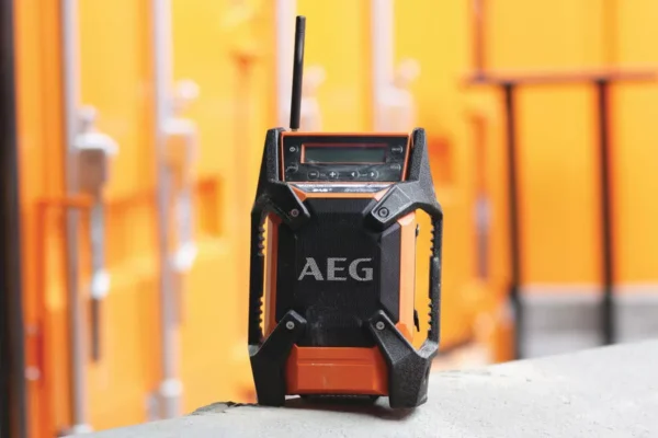 AEG Radio budowlane akumulatorowe BR1218C-0 - obrazek 2